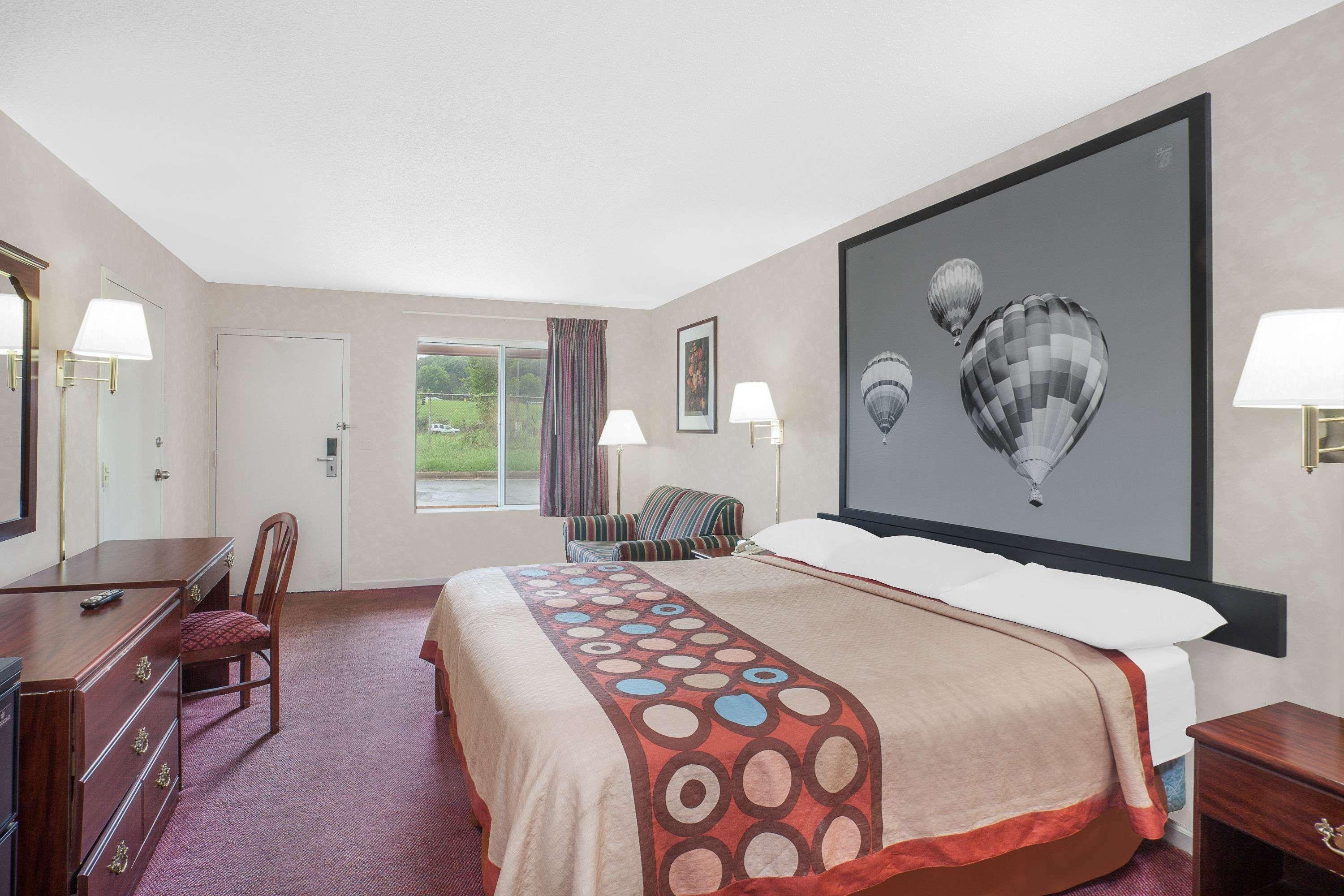 Super 8 By Wyndham Decatur Priceville Esterno foto